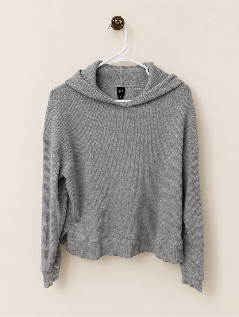 GAP Women's Gray Ribbed Hooded Sweater